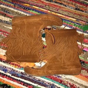 Minnetonka boots